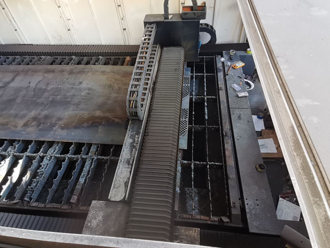 激光切割机 内部